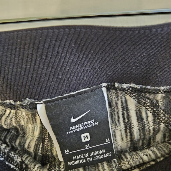 Nike Pro Hyperwarm Leggings Womens Size MEDIUM Gray And Black - Picture 2 of 4